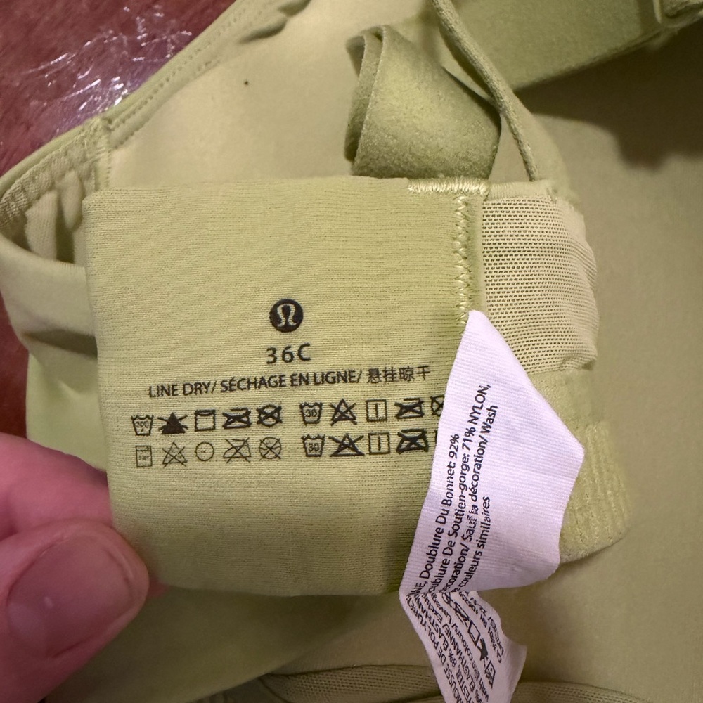 Lululemon Pistachio Green Sports Bra - Picture 3 of 3